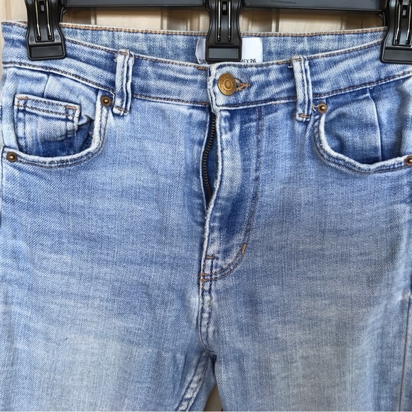 Bershka Jeans US Sz4 5 Pocket Skinny Medium Wash Med Rise - Picture 3 of 9
